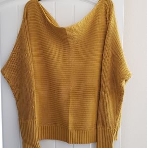 NWOT! FOREVER 21 CABLE KNIT SWEATER
